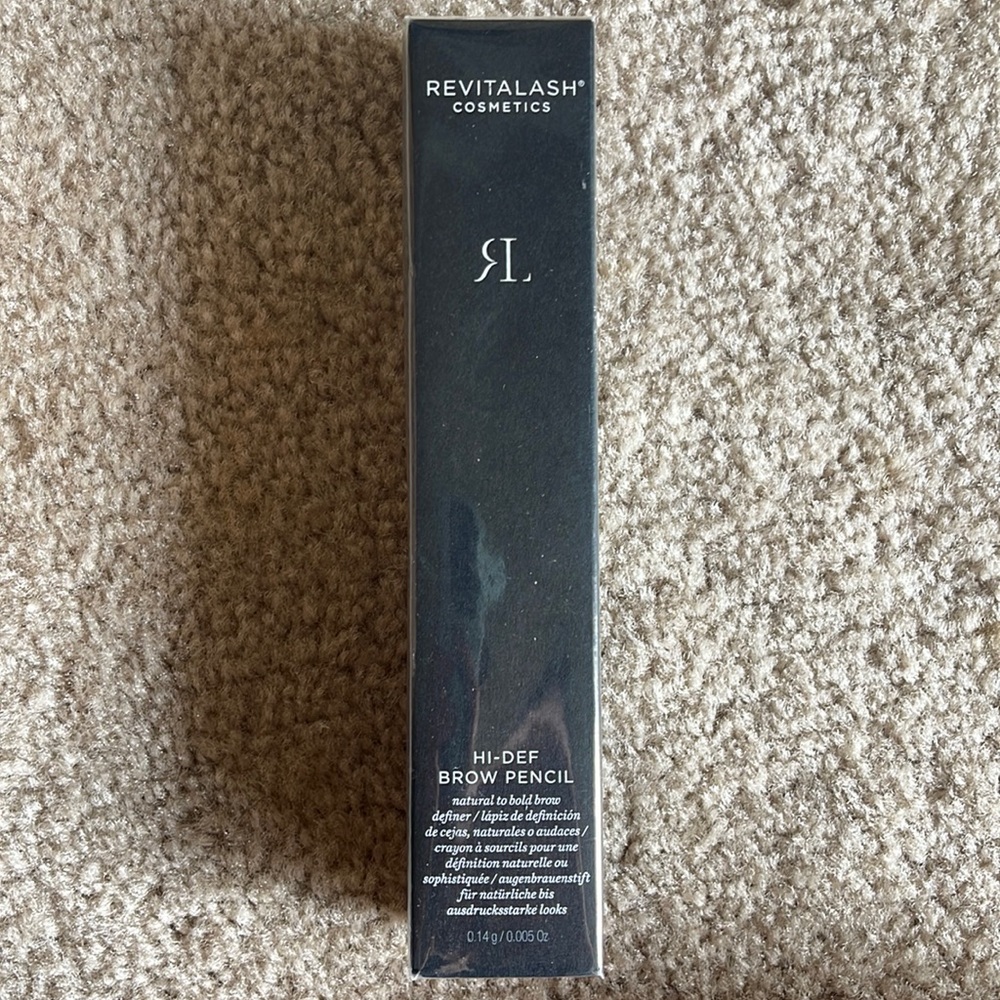 NWT Revitalash Cosmetics Hi-Def Brow Pencil in color Soft Brown